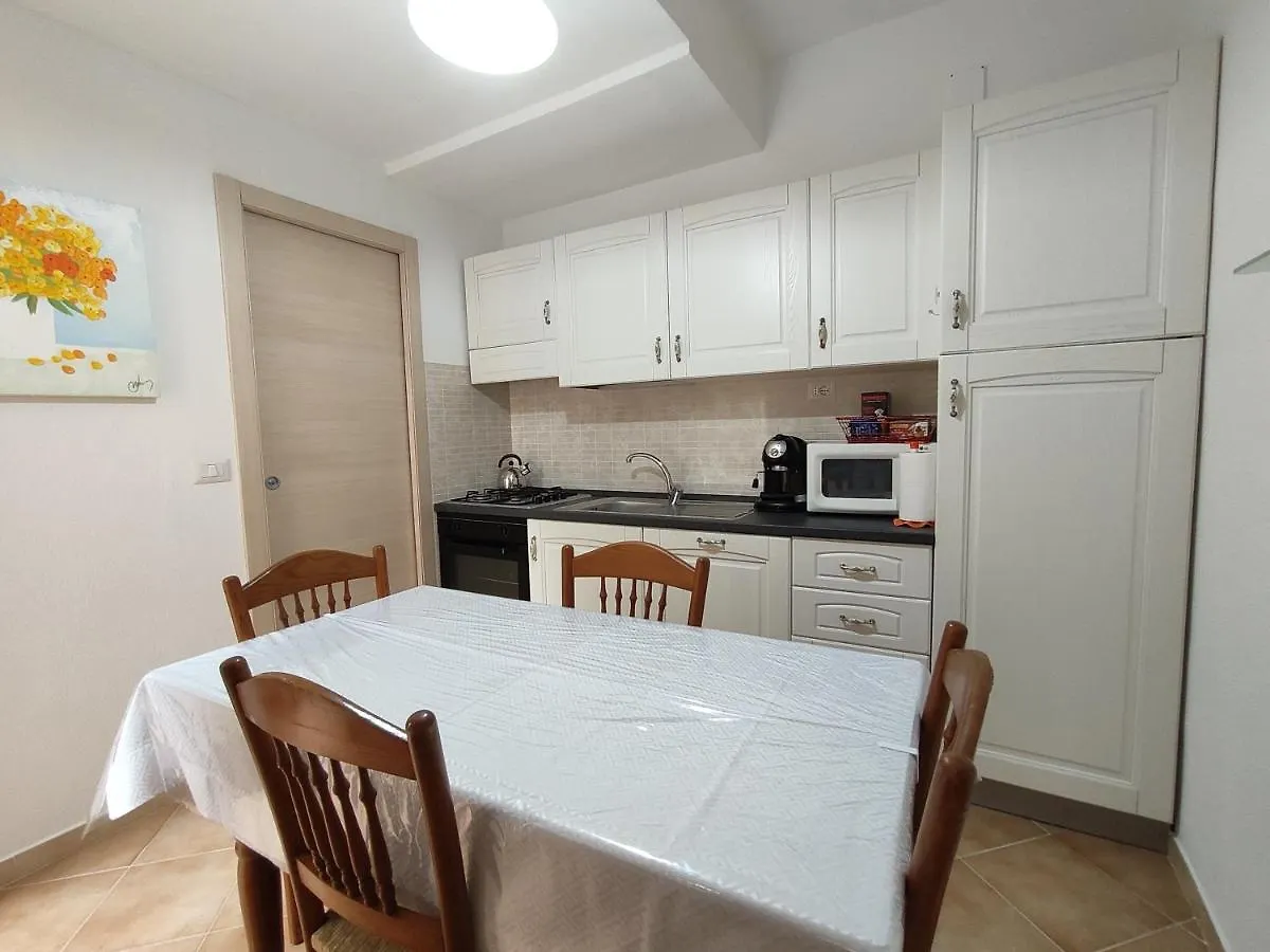 Apartment Stella Maris Cala Gonone 0*,  Italië